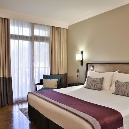 Avani Gaborone Resort & Casino Екстериор снимка
