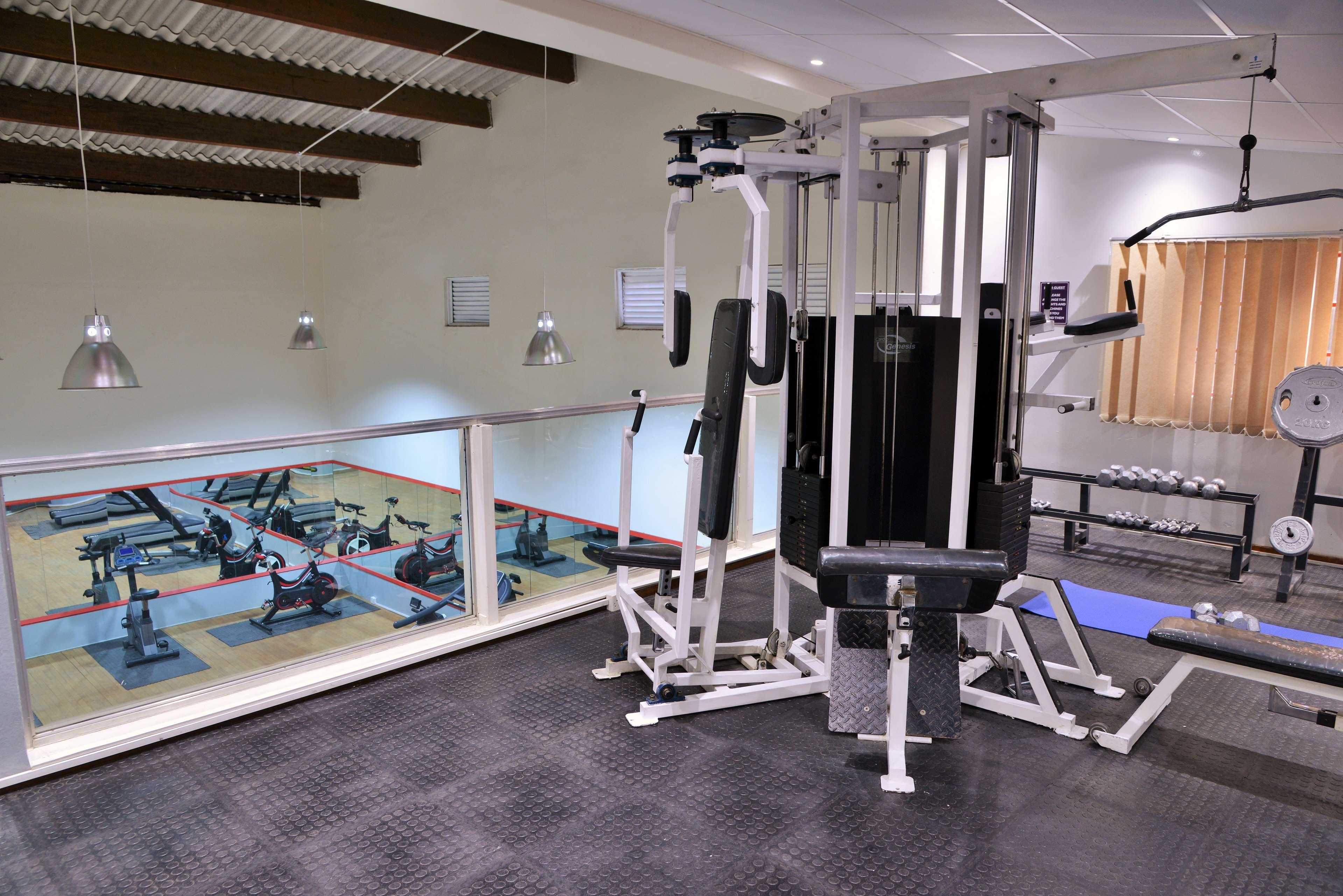 Avani Gaborone Resort & Casino Екстериор снимка
