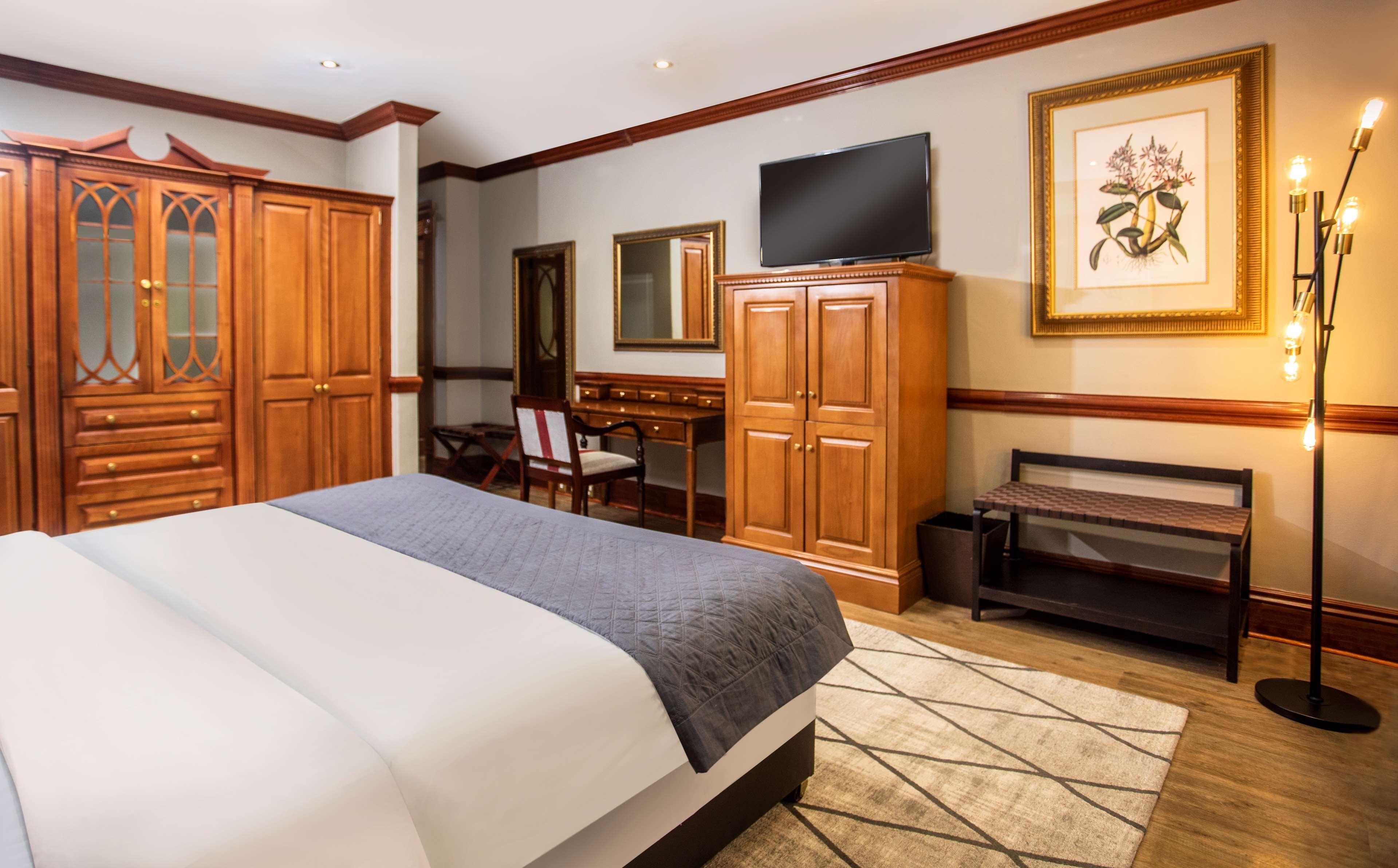 Avani Gaborone Resort & Casino Екстериор снимка