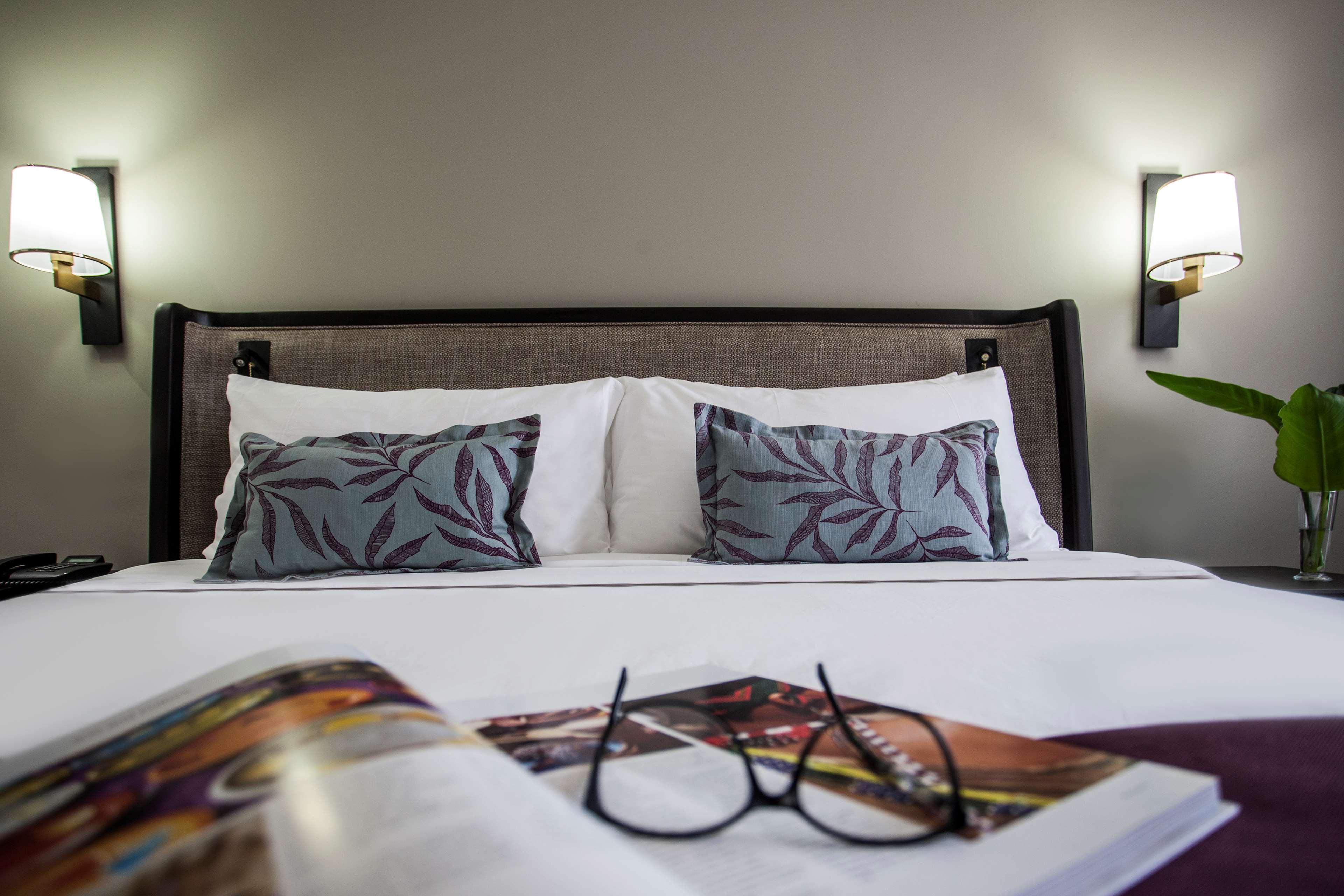 Avani Gaborone Resort & Casino Екстериор снимка