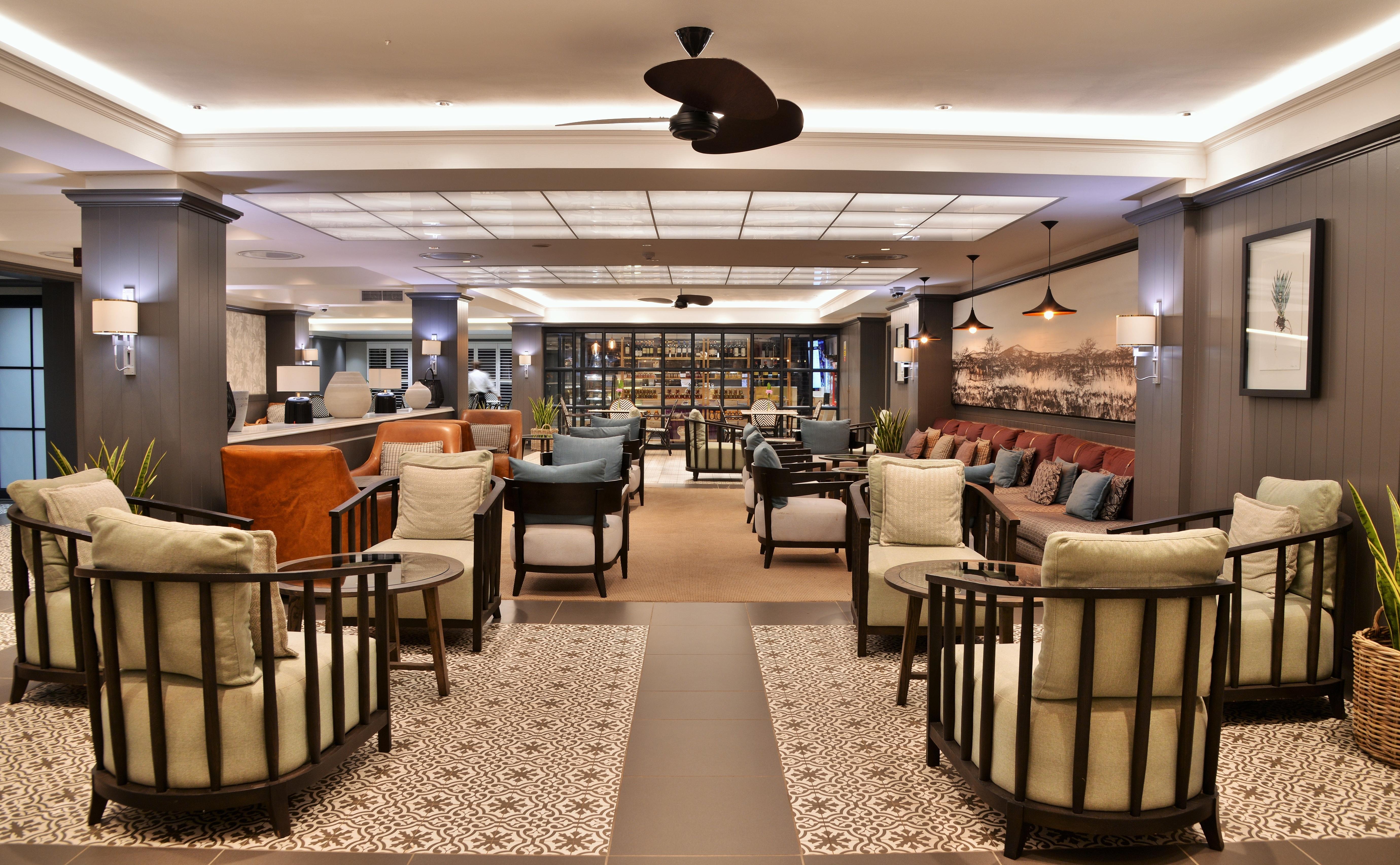 Avani Gaborone Resort & Casino Екстериор снимка