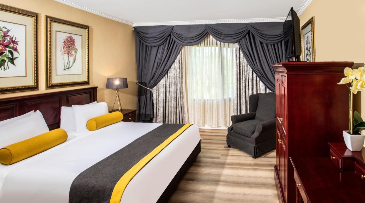Avani Gaborone Resort & Casino Екстериор снимка